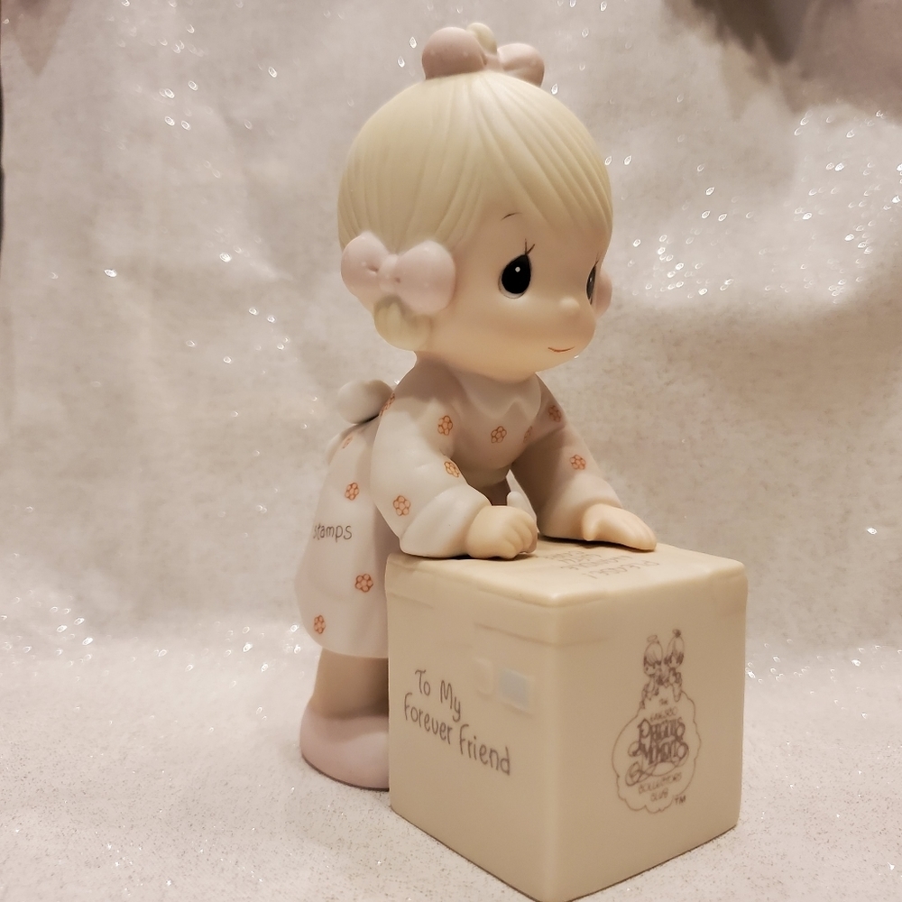 Precious moments 1987 sharing is universal